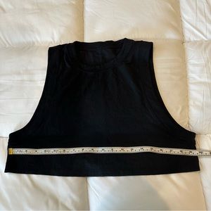 Lululemon muscle tank black size 6 mesh crop top
